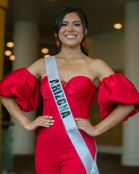 VOTA POR PAOLA!